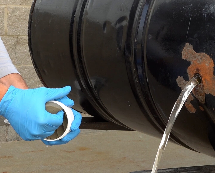 Plug N Dike Premix Leak Sealing Paste